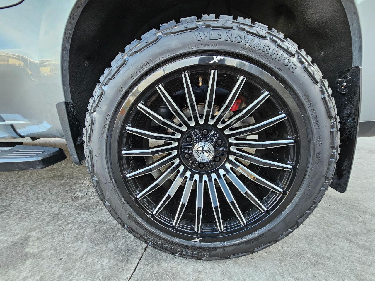 Chevrolet Silverado 1500 4WD Crew Cab 147" LTZ 2024