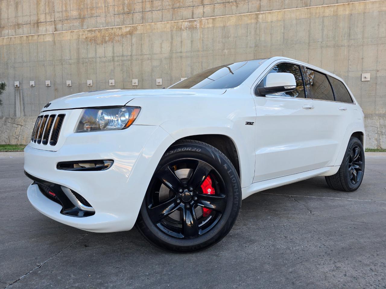 Jeep Grand Cherokee 4WD 4dr SRT8 Alpine 2013