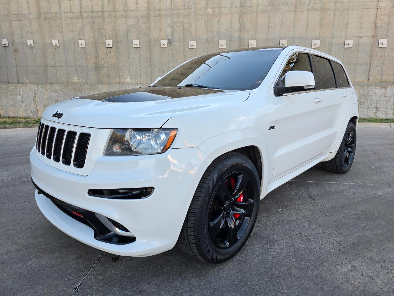 Jeep Grand Cherokee 4WD 4dr SRT8 Alpine 2013
