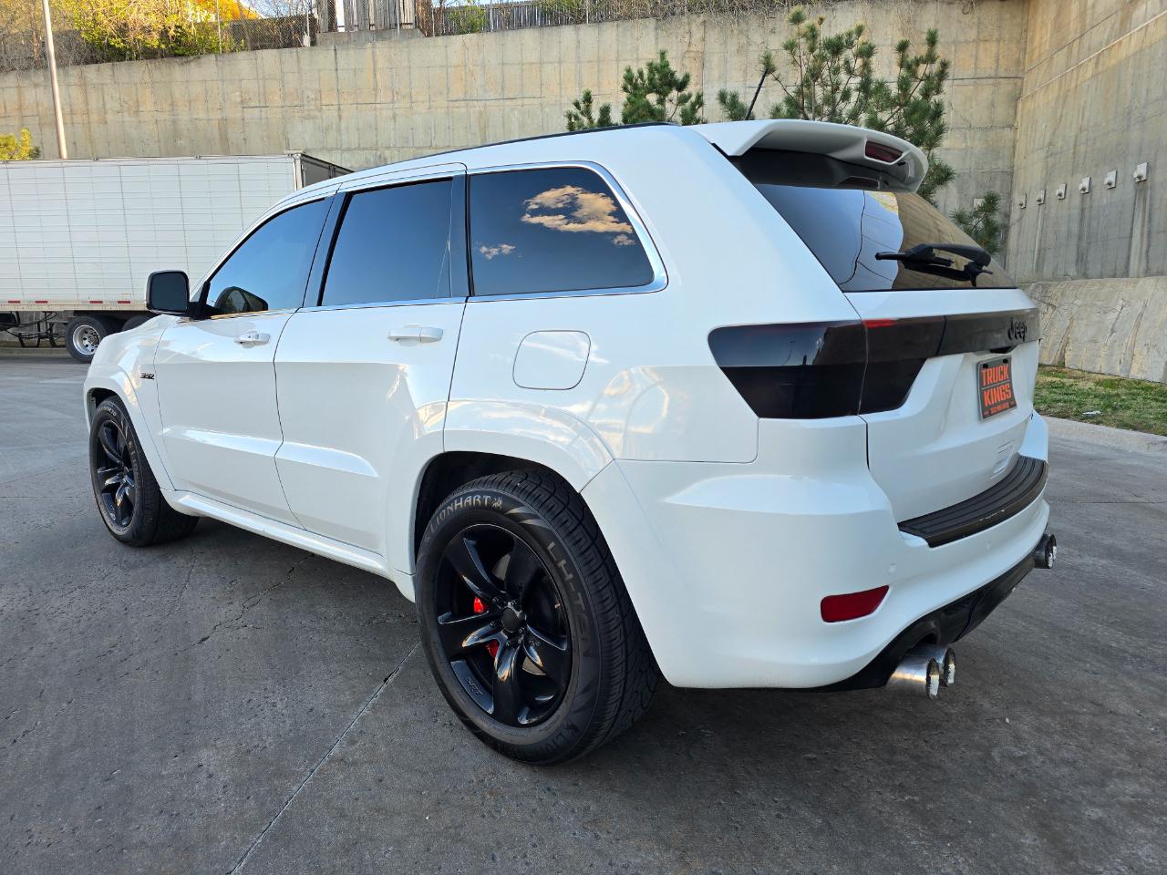 Jeep Grand Cherokee 4WD 4dr SRT8 Alpine 2013