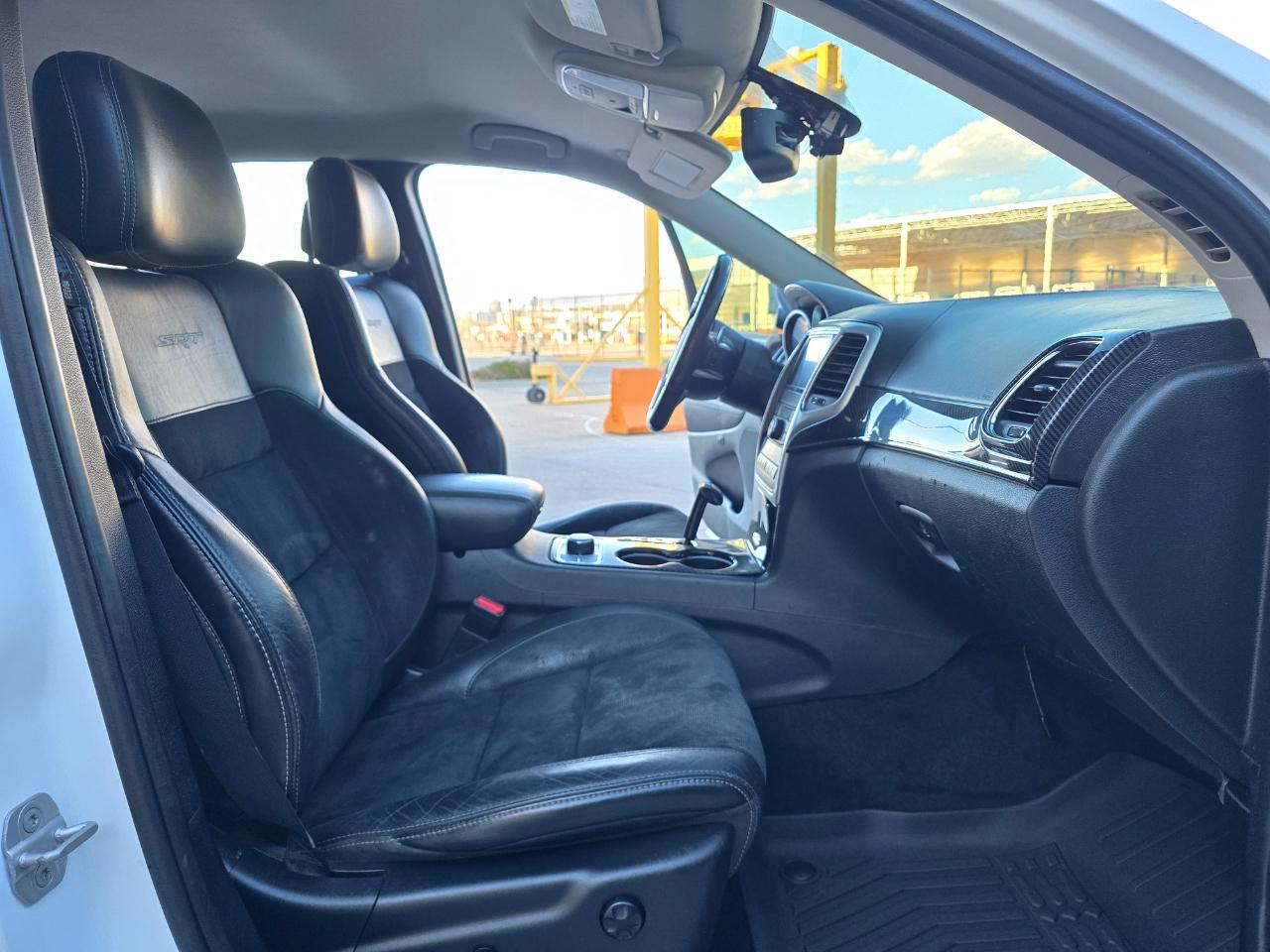 Jeep Grand Cherokee 4WD 4dr SRT8 Alpine 2013