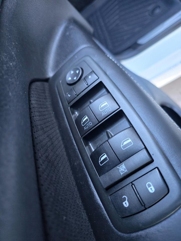 Jeep Grand Cherokee 4WD 4dr SRT8 Alpine 2013