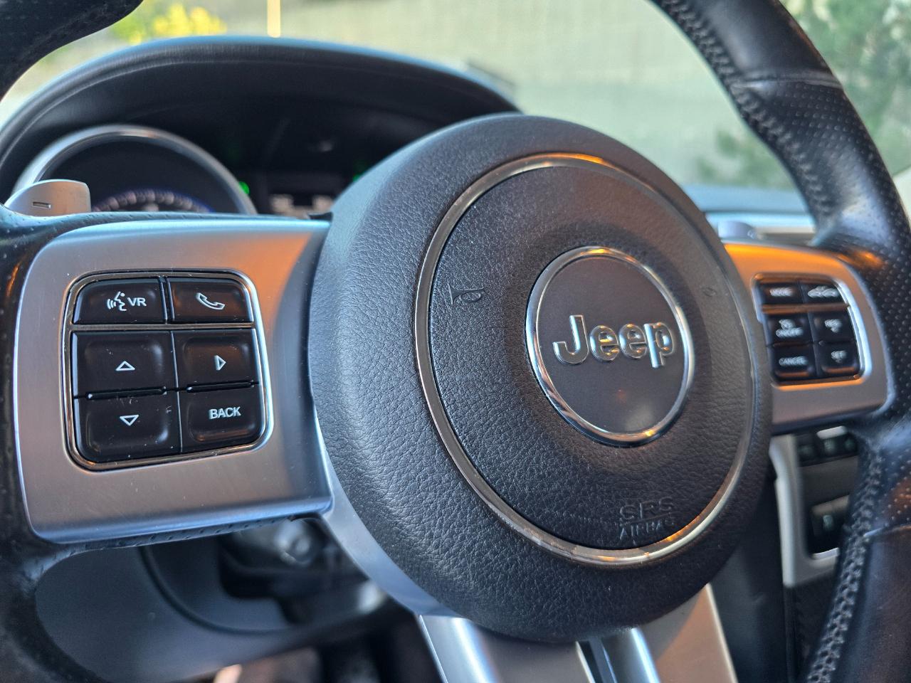 Jeep Grand Cherokee 4WD 4dr SRT8 Alpine 2013