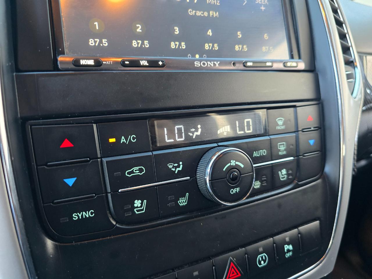 Jeep Grand Cherokee 4WD 4dr SRT8 Alpine 2013