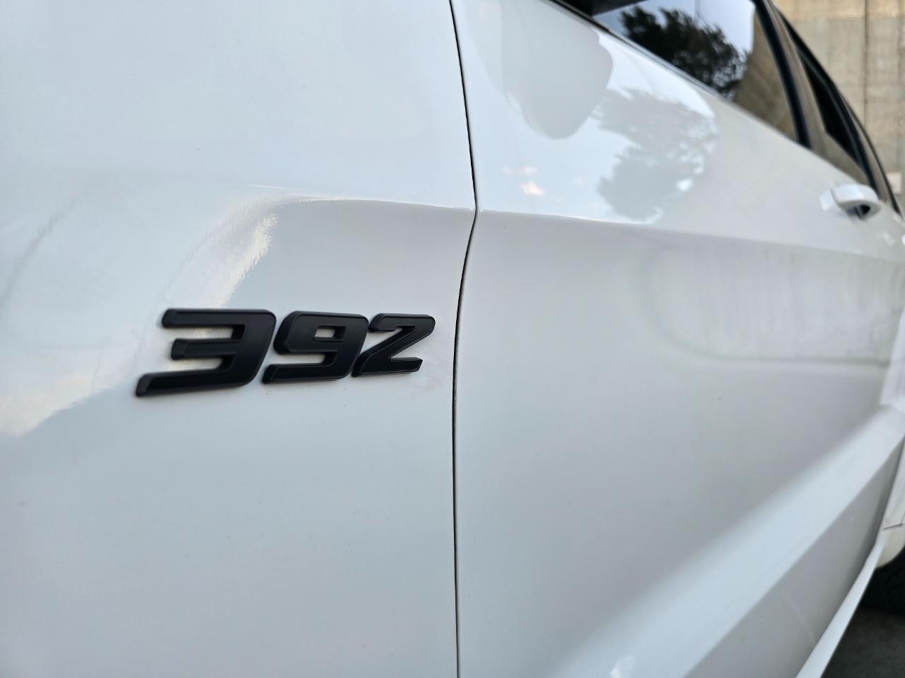 Jeep Grand Cherokee 4WD 4dr SRT8 Alpine 2013