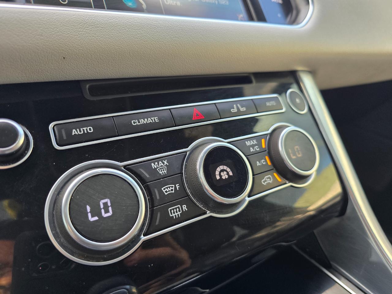 Land Rover Range Rover Sport 4WD 4dr HSE 2014