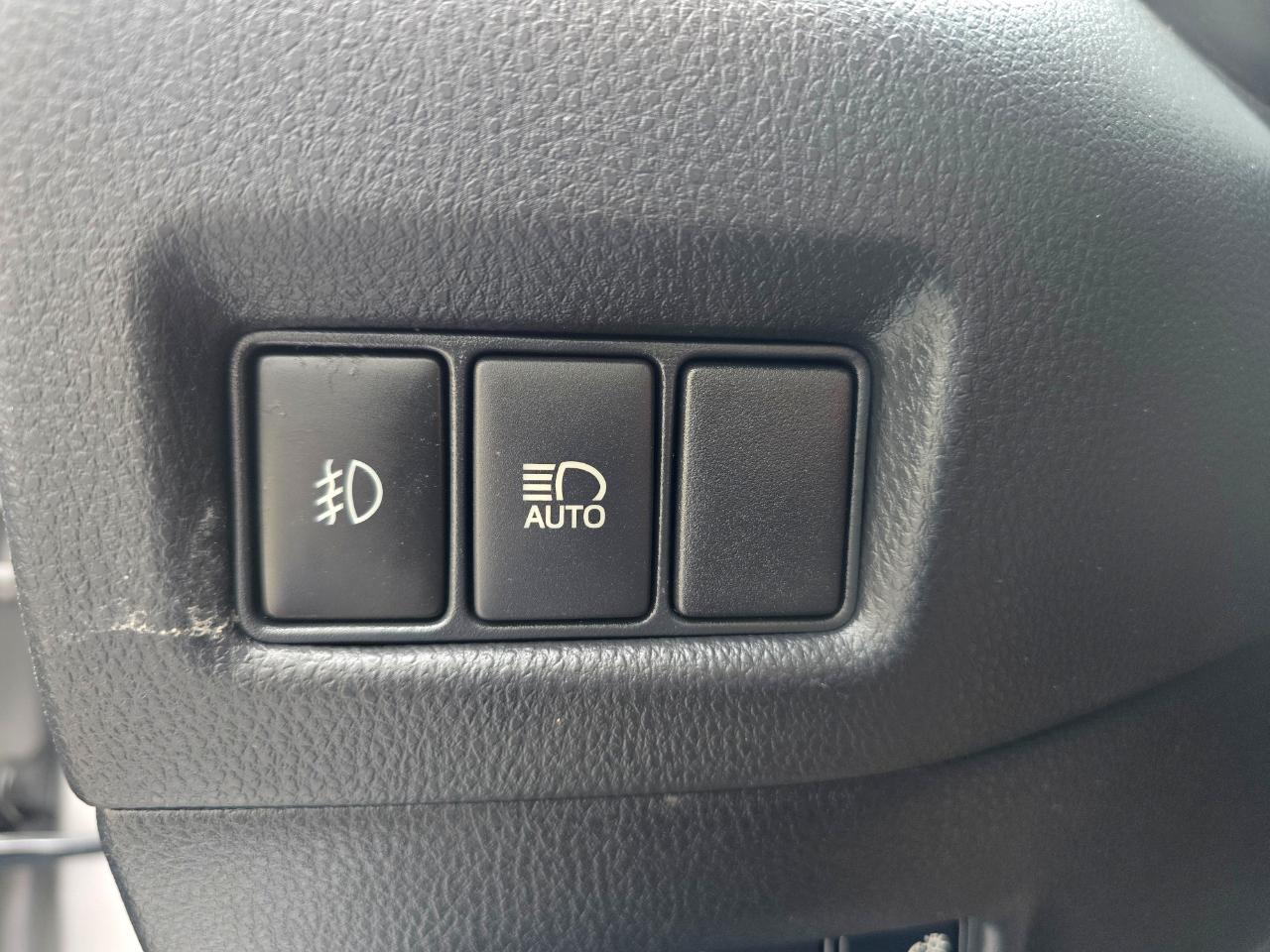 Toyota C-HR XLE FWD (Natl) 2018