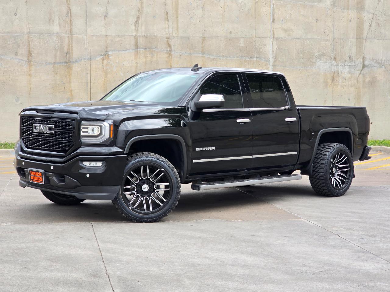 GMC Sierra 1500 4WD Crew Cab 143.5" SLT 2017