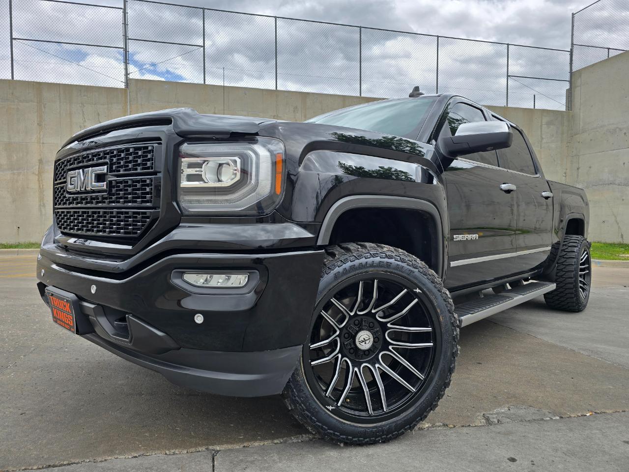 GMC Sierra 1500 4WD Crew Cab 143.5" SLT 2017