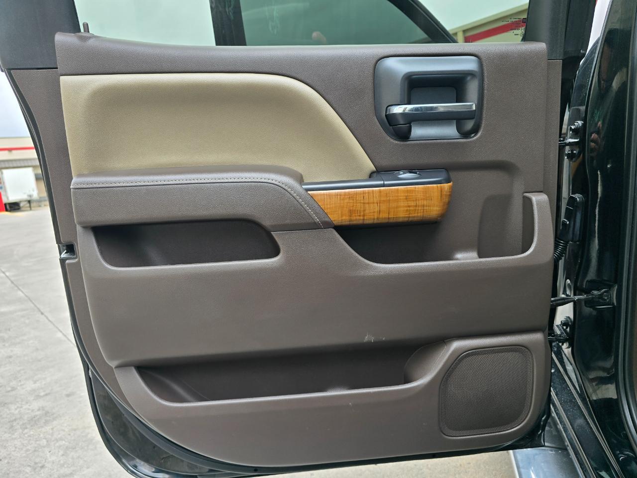 GMC Sierra 1500 4WD Crew Cab 143.5" SLT 2017