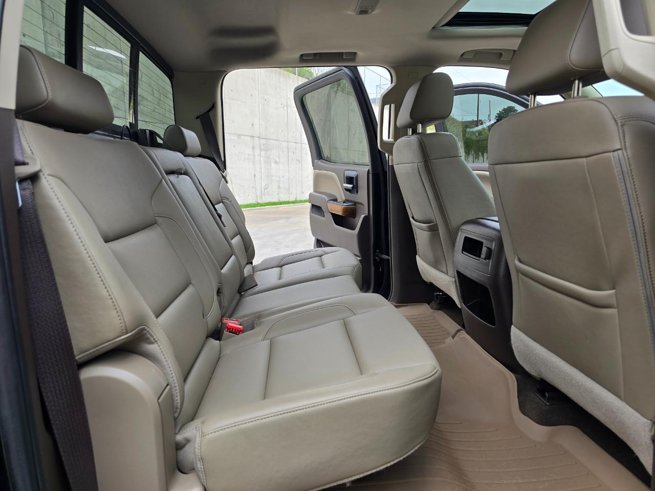 GMC Sierra 1500 4WD Crew Cab 143.5" SLT 2017