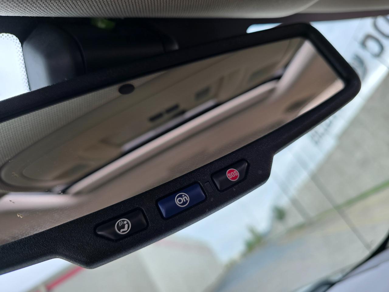 GMC Sierra 1500 4WD Crew Cab 143.5" SLT 2017