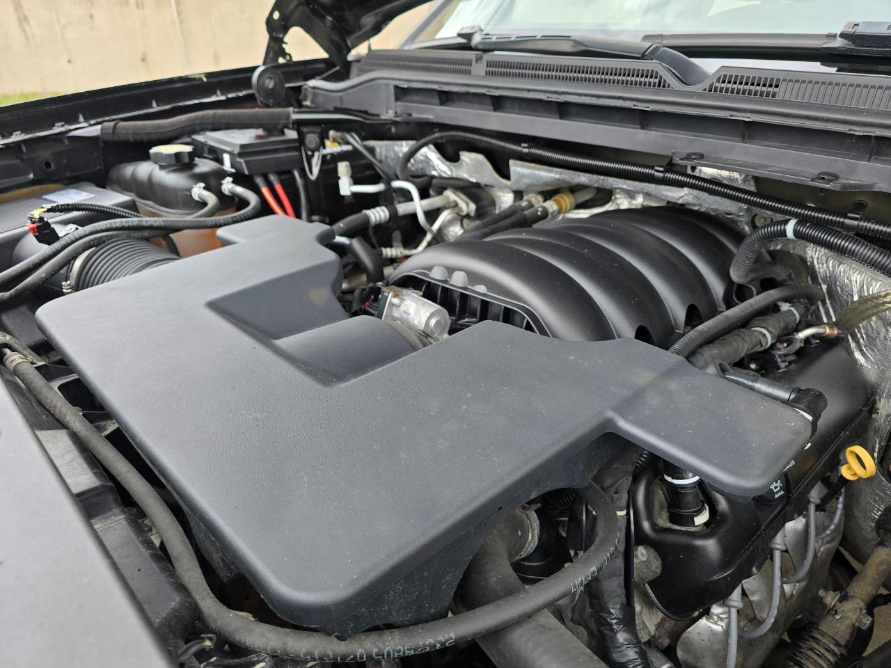 GMC Sierra 1500 4WD Crew Cab 143.5" SLT 2017