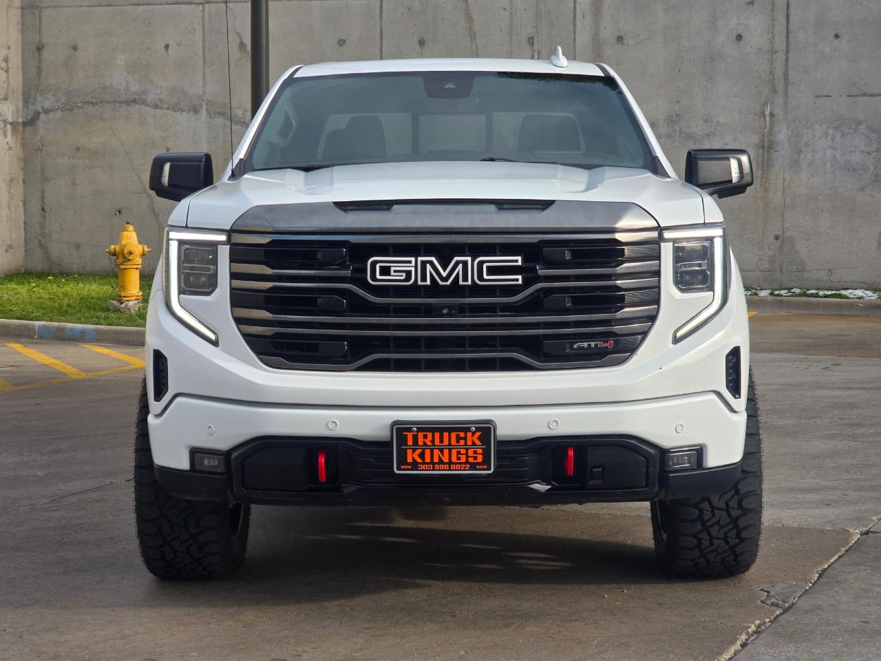 GMC Sierra 1500 4WD Crew Cab 157" AT4 2022