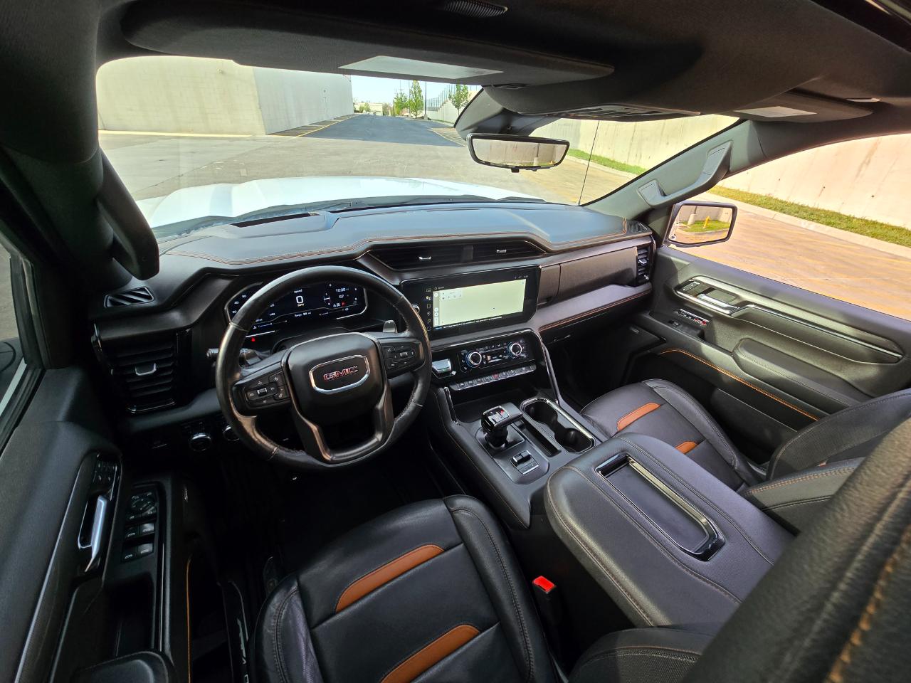 GMC Sierra 1500 4WD Crew Cab 157" AT4 2022