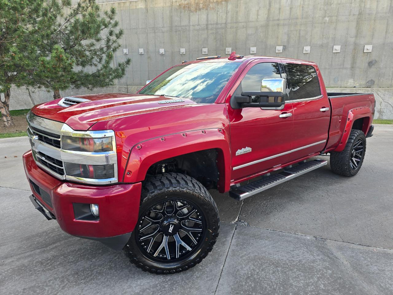 2019 Chevrolet Silverado 3500HD 4WD Crew Cab 154" High Country