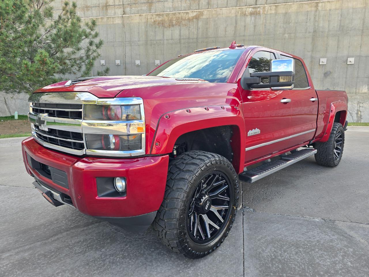 Chevrolet Silverado 3500HD 4WD Crew Cab 154" High Country 2019