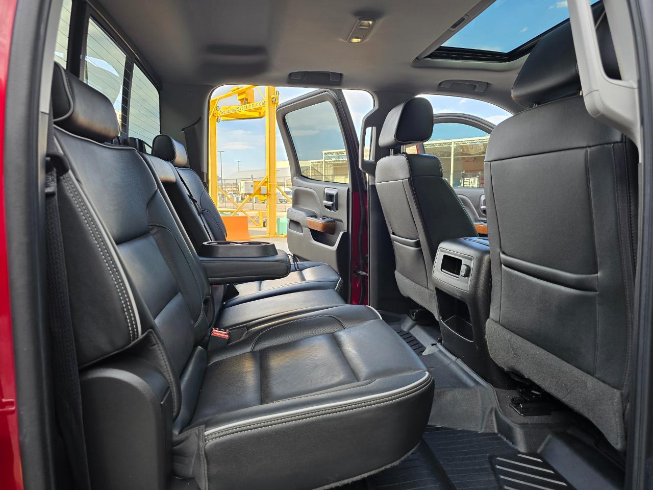 Chevrolet Silverado 3500HD 4WD Crew Cab 154" High Country 2019