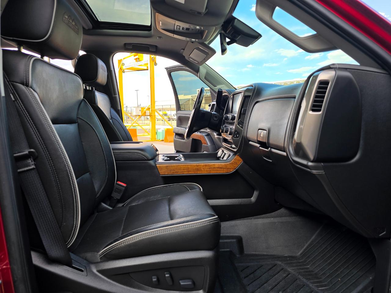 Chevrolet Silverado 3500HD 4WD Crew Cab 154" High Country 2019