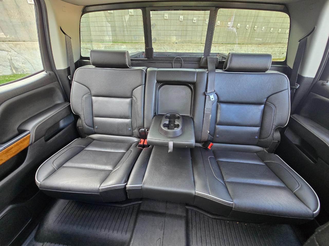 Chevrolet Silverado 3500HD 4WD Crew Cab 154" High Country 2019