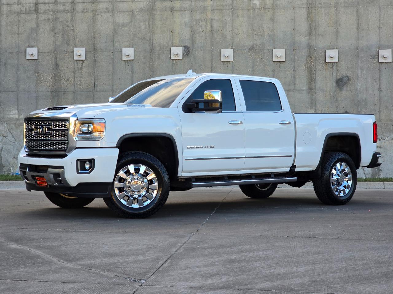 GMC Sierra 2500HD 4WD Crew Cab 153.7" Denali 2019