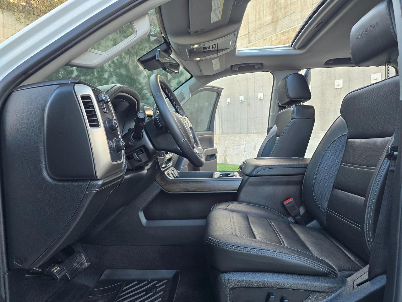 GMC Sierra 2500HD 4WD Crew Cab 153.7" Denali 2019