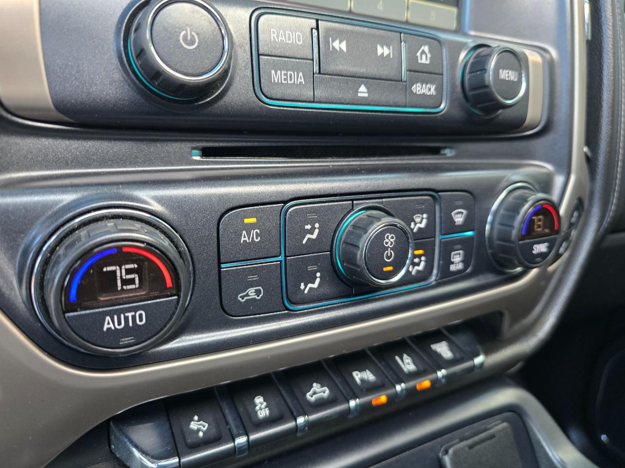 GMC Sierra 2500HD 4WD Crew Cab 153.7" Denali 2019