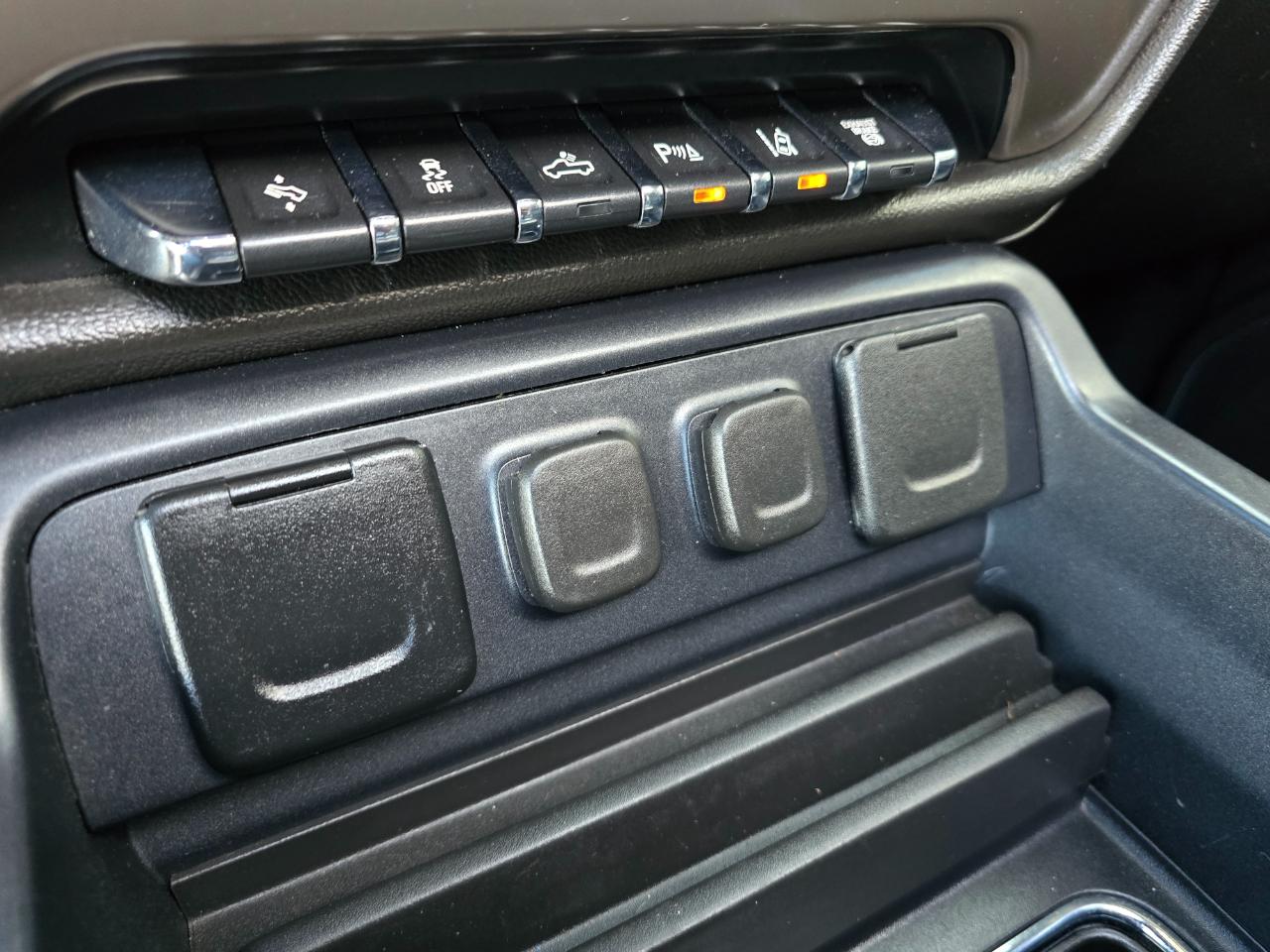 GMC Sierra 2500HD 4WD Crew Cab 153.7" Denali 2019