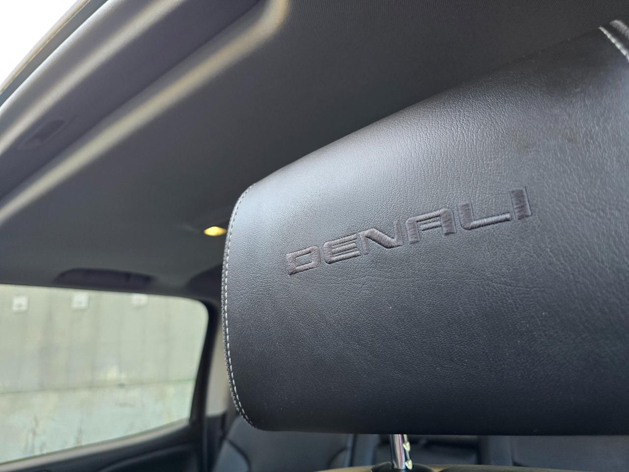 GMC Sierra 2500HD 4WD Crew Cab 153.7" Denali 2019