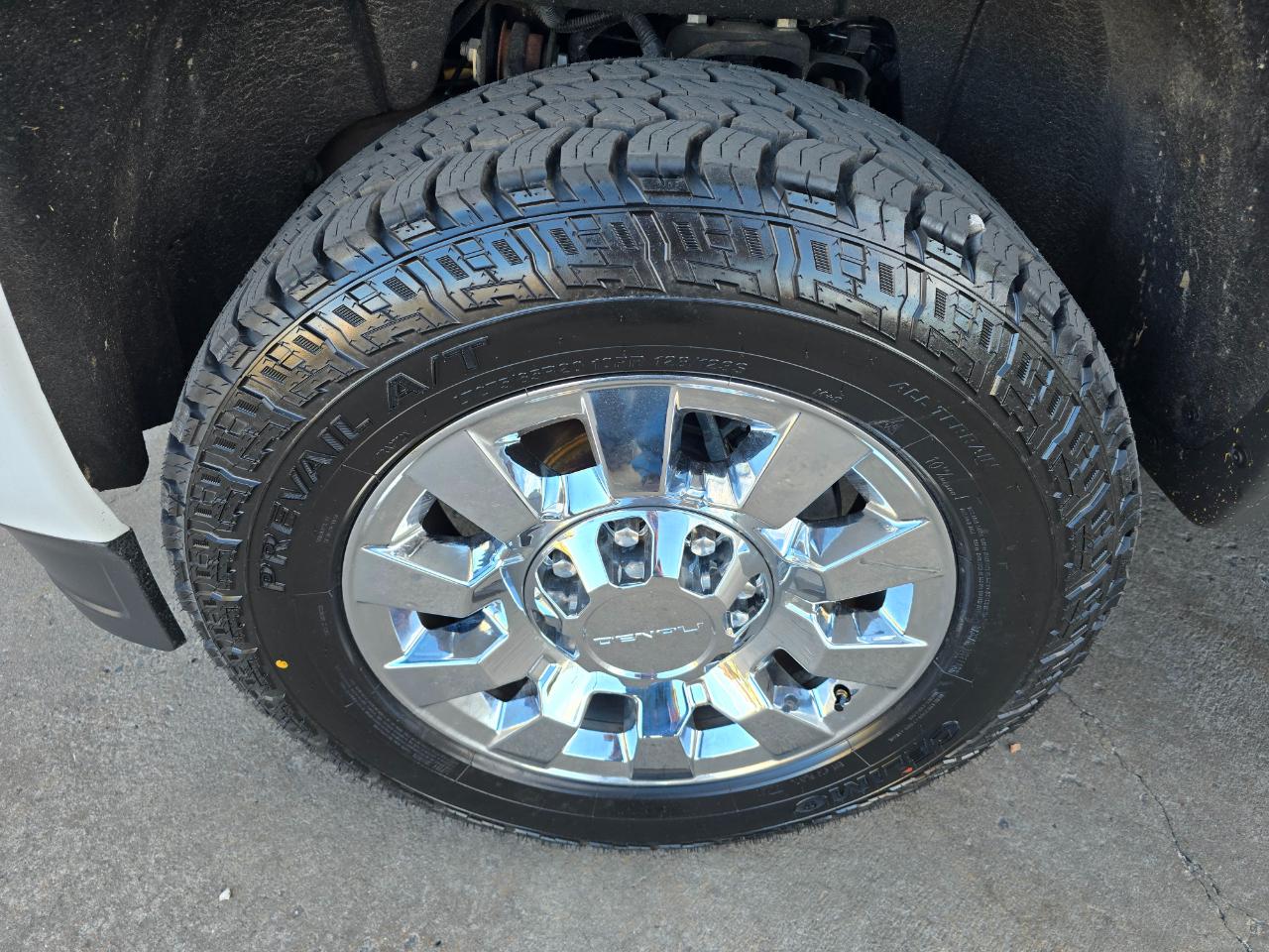 GMC Sierra 2500HD 4WD Crew Cab 153.7" Denali 2019