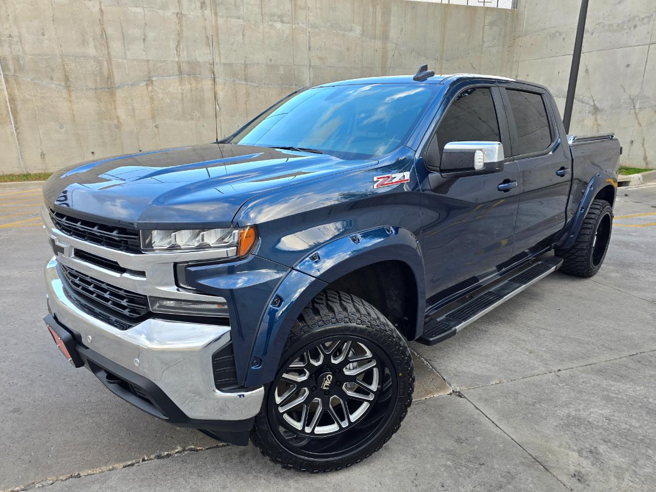 Chevrolet Silverado 1500 4WD Crew Cab 147" LT w/1LT 2021