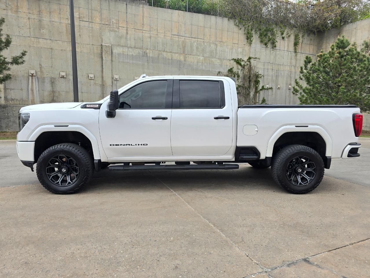 GMC Sierra 2500HD 4WD Crew Cab 159" Denali 2020