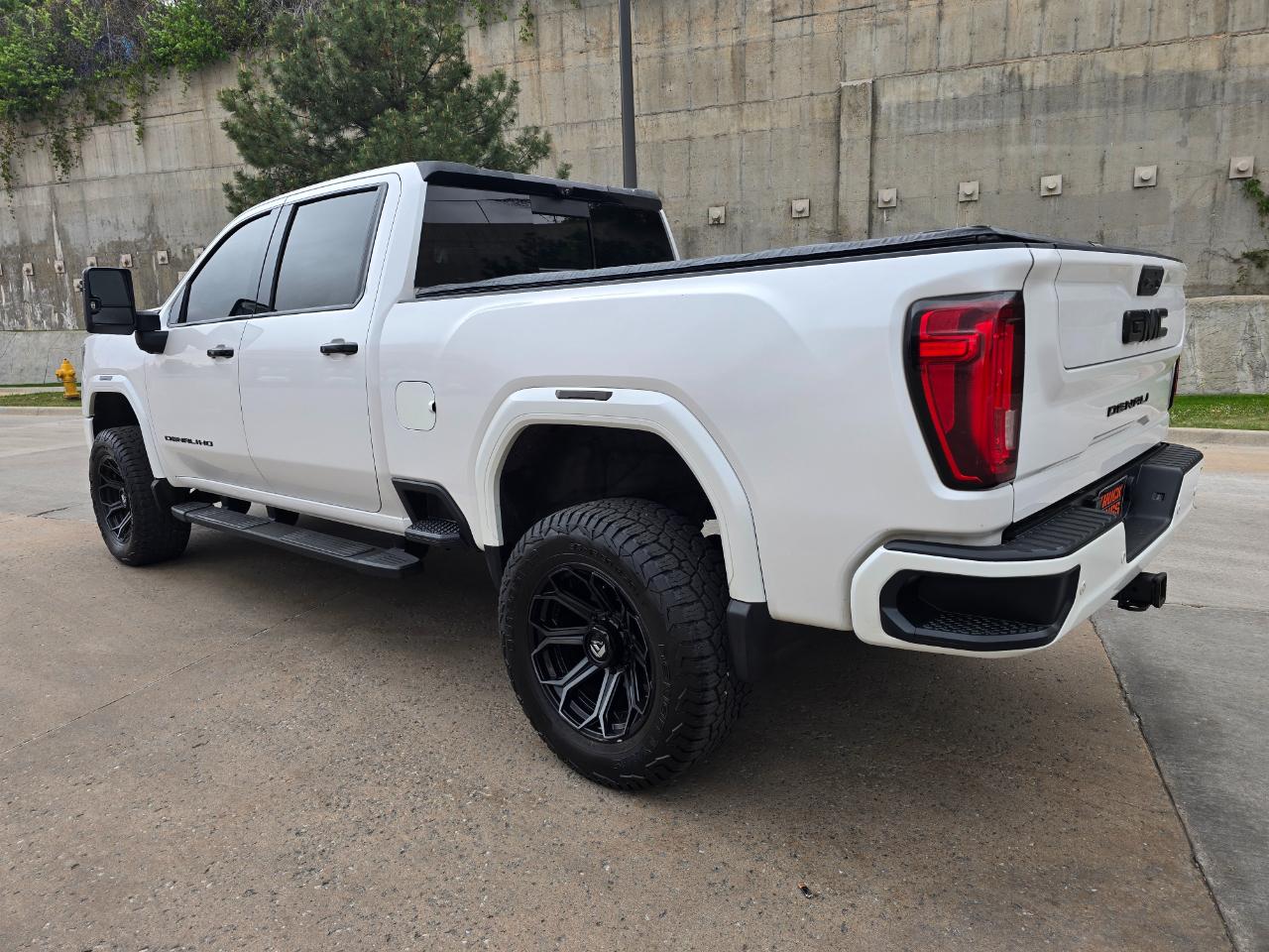 GMC Sierra 2500HD 4WD Crew Cab 159" Denali 2020