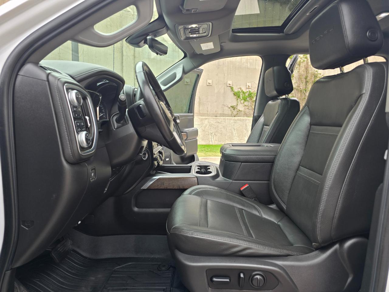 GMC Sierra 2500HD 4WD Crew Cab 159" Denali 2020