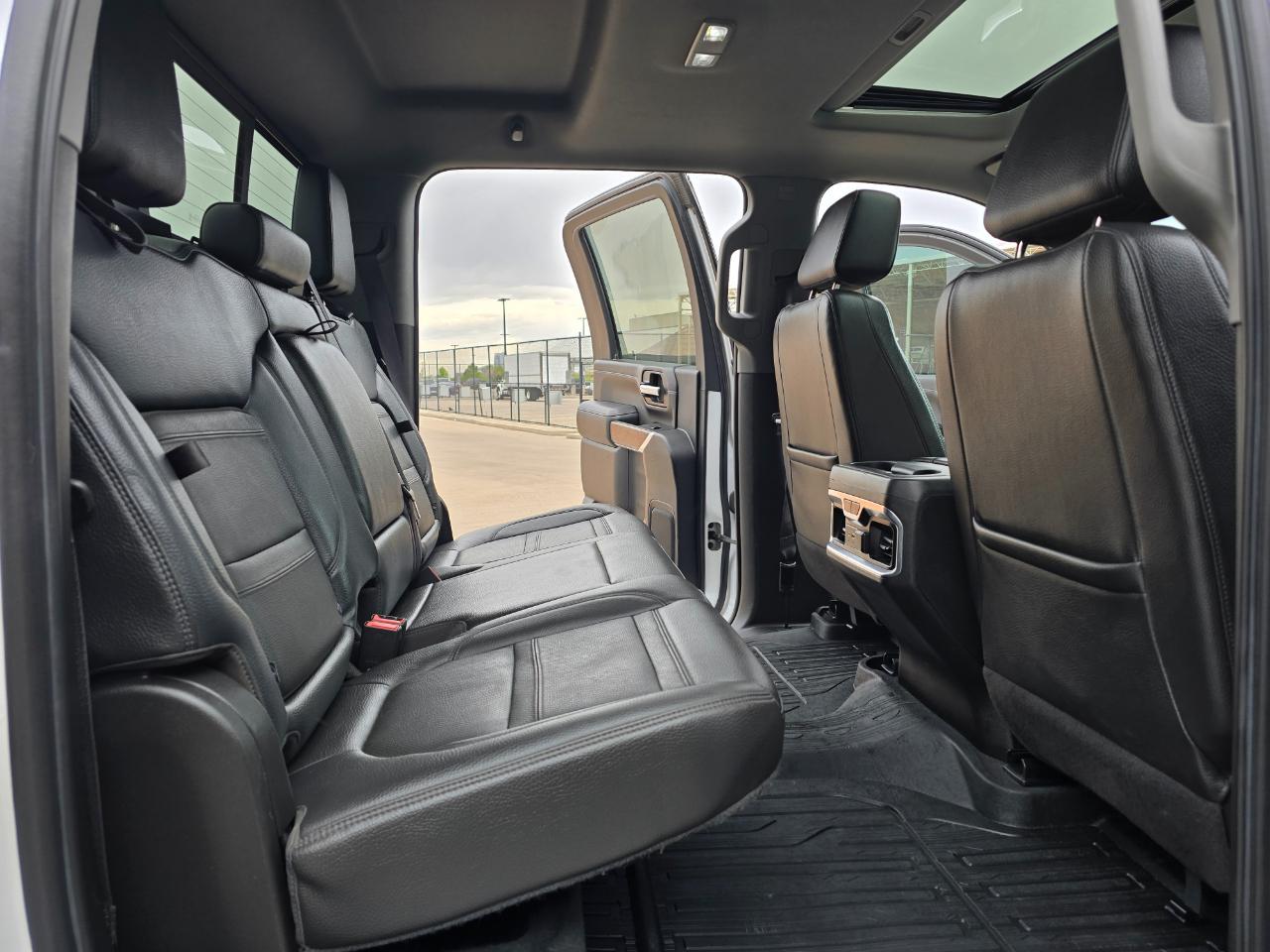 GMC Sierra 2500HD 4WD Crew Cab 159" Denali 2020