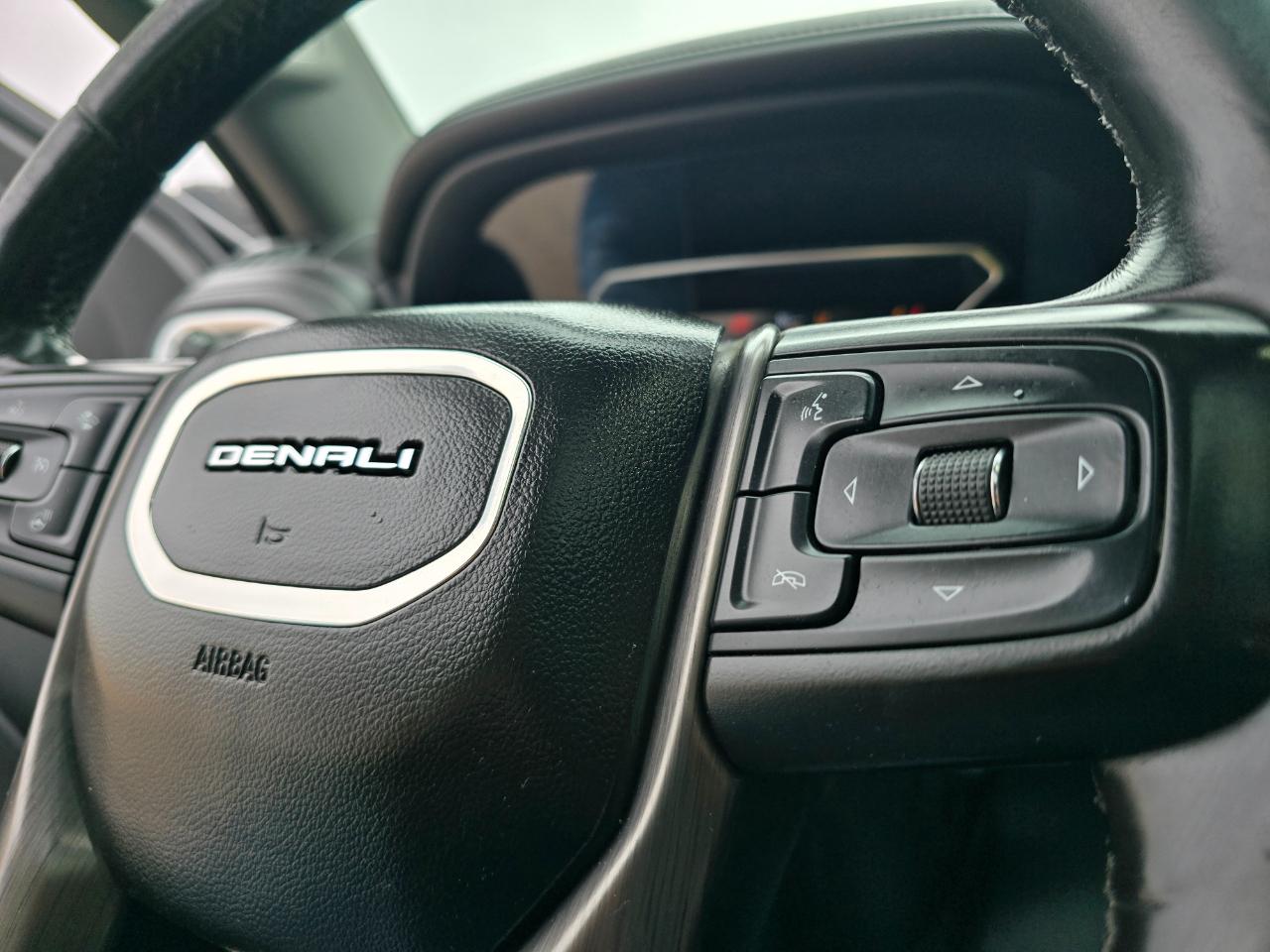 GMC Sierra 2500HD 4WD Crew Cab 159" Denali 2020