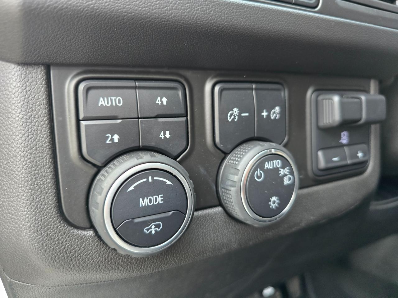 Chevrolet Tahoe 4WD 4dr Z71 2022