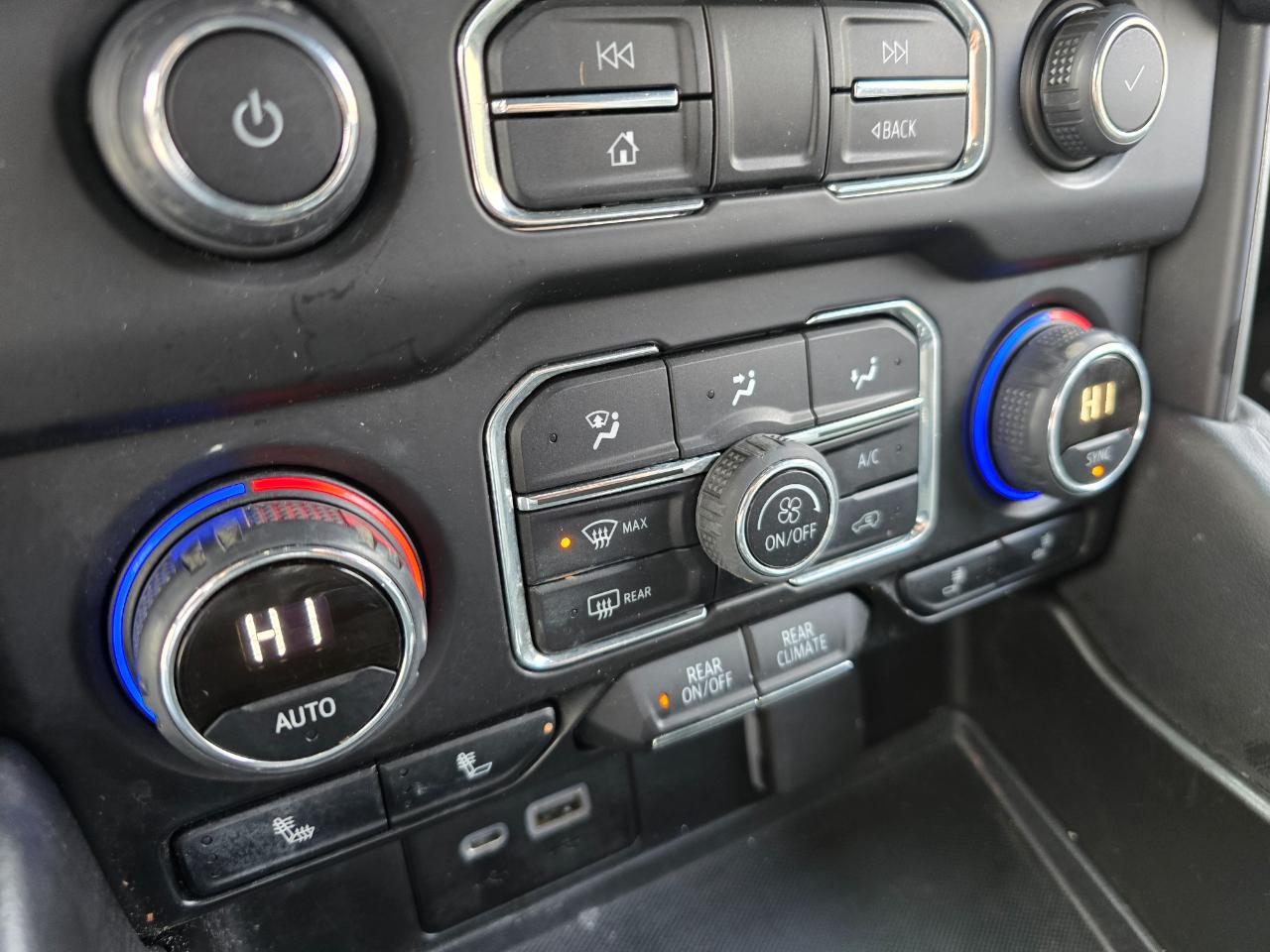 Chevrolet Tahoe 4WD 4dr Z71 2022