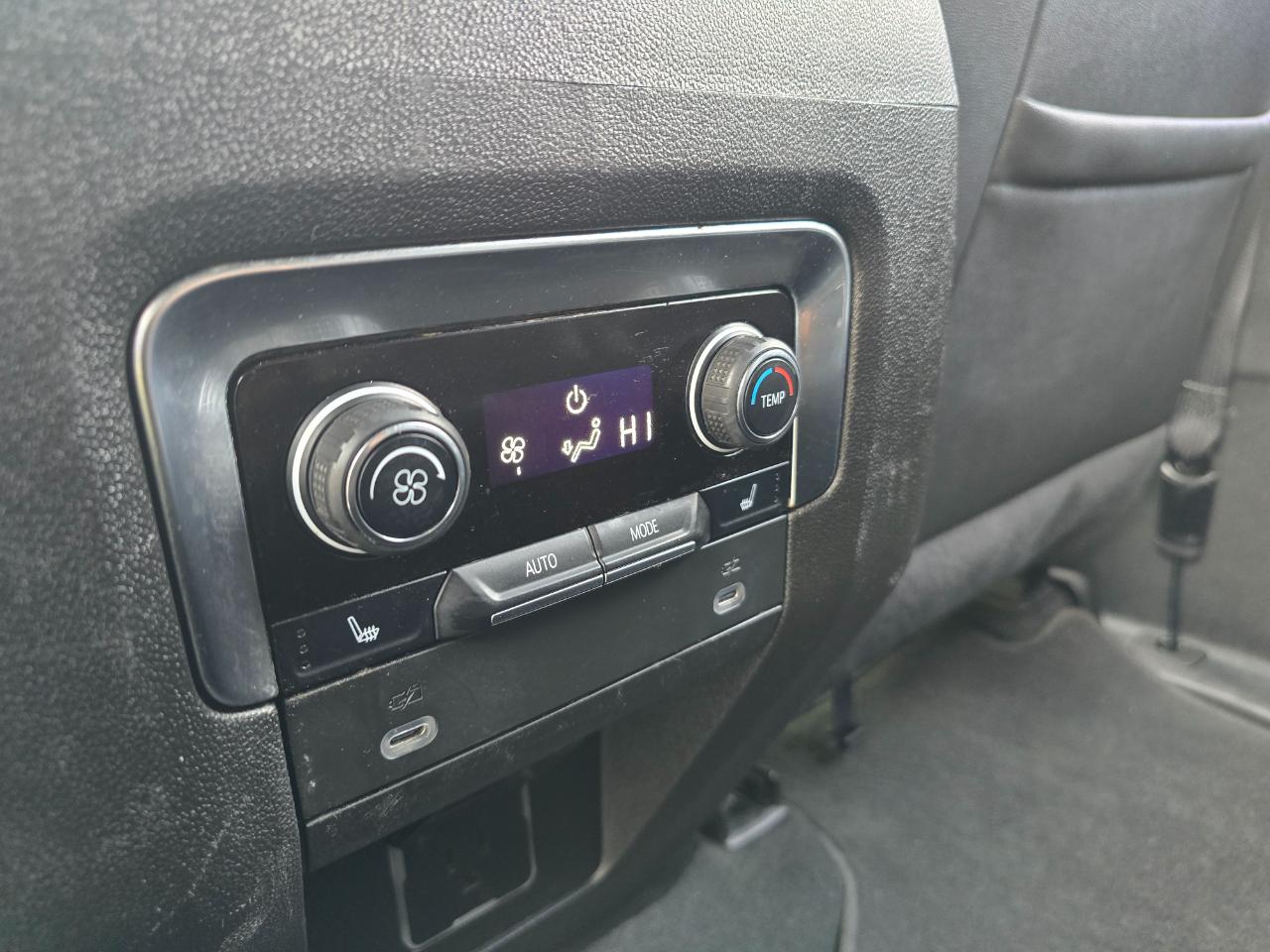 Chevrolet Tahoe 4WD 4dr Z71 2022