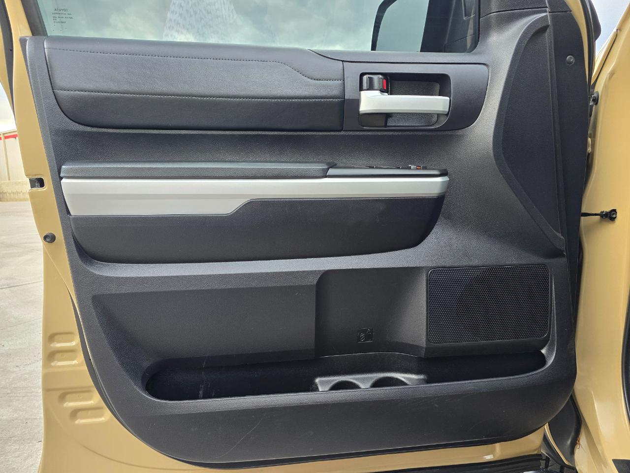 Toyota Tundra 4WD Limited CrewMax 5.5' Bed 5.7L (Natl) 2020