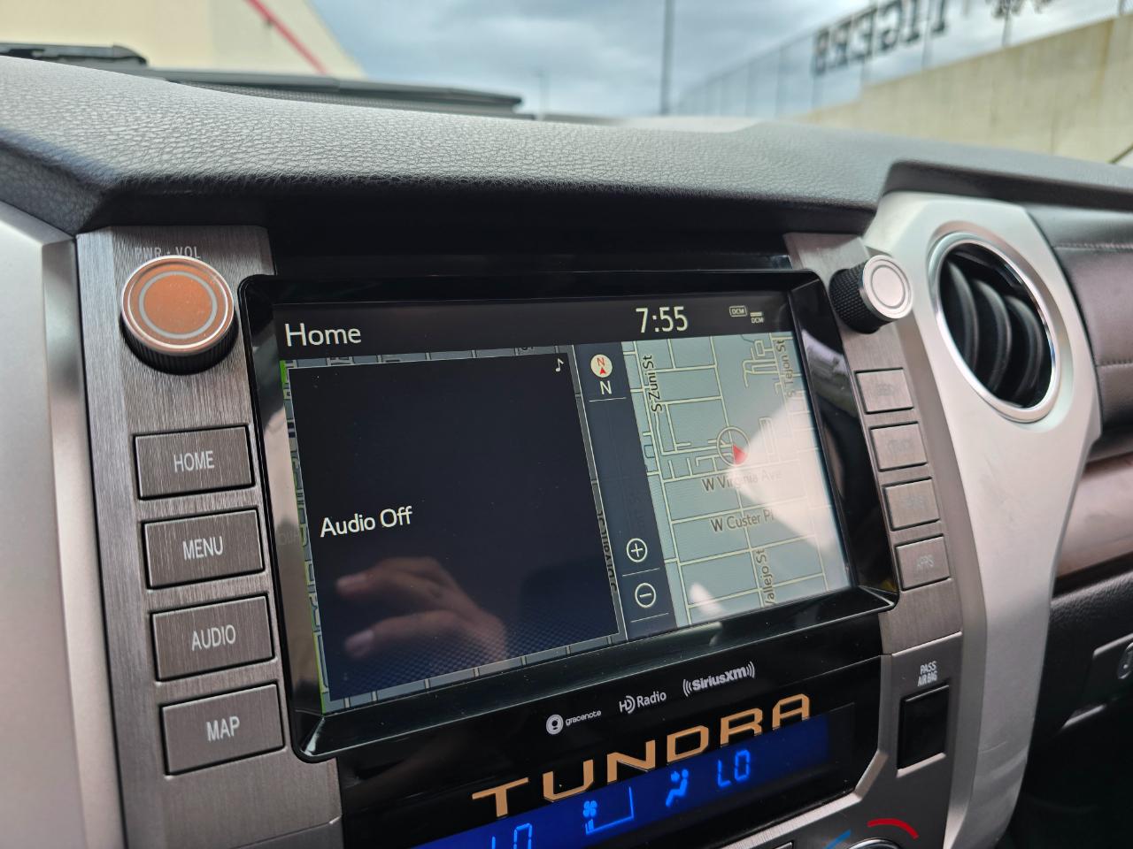 Toyota Tundra 4WD Limited CrewMax 5.5' Bed 5.7L (Natl) 2020