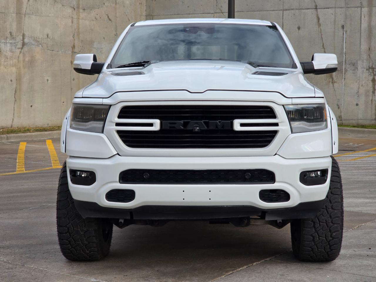 RAM 1500 Sport 4x4 Crew Cab 5'7" Box 2020
