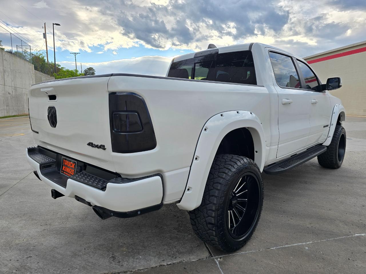 RAM 1500 Sport 4x4 Crew Cab 5'7" Box 2020