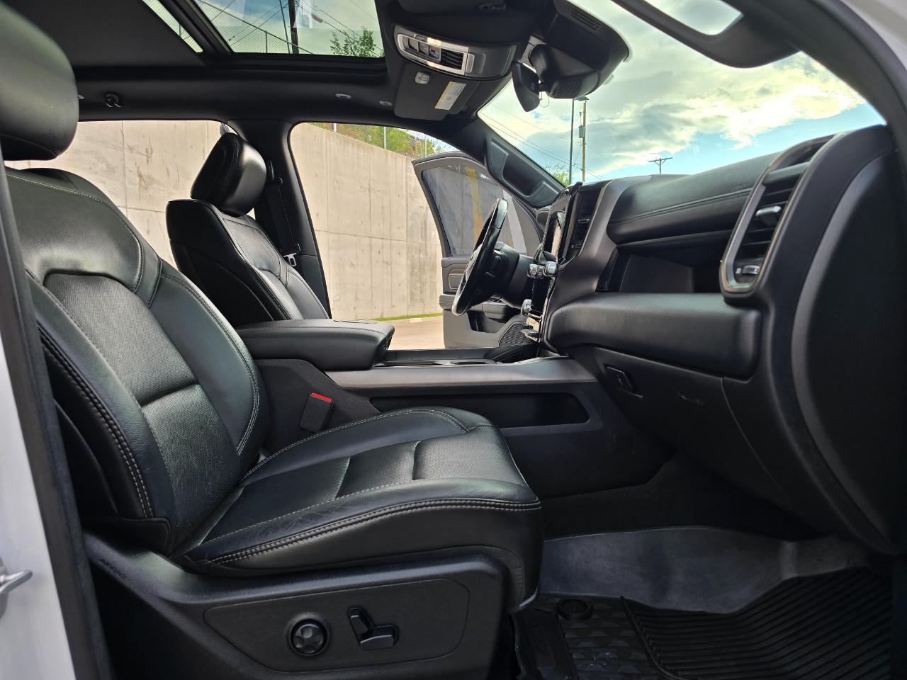 RAM 1500 Sport 4x4 Crew Cab 5'7" Box 2020