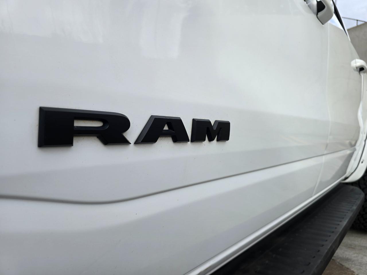 RAM 1500 Sport 4x4 Crew Cab 5'7" Box 2020