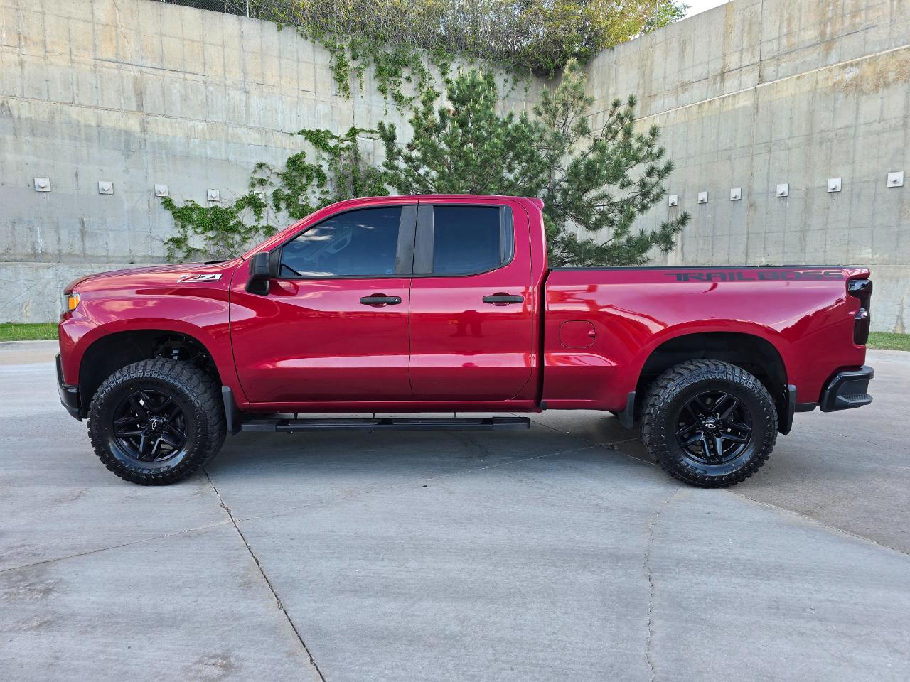Chevrolet Silverado 1500 4WD Double Cab 147" Custom Trail Boss 2019