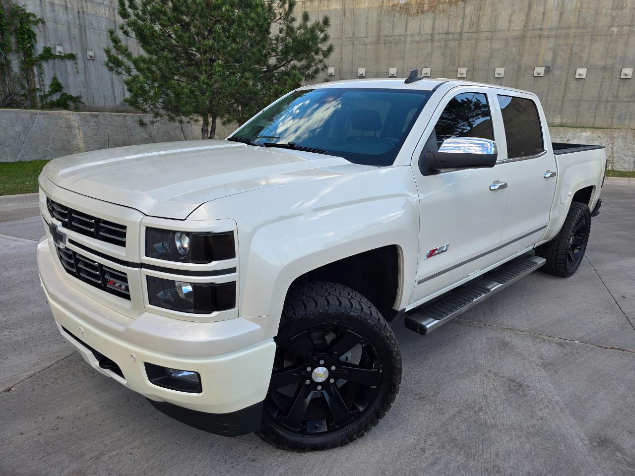 Chevrolet Silverado 1500 4WD Crew Cab 143.5" LTZ w/2LZ 2015