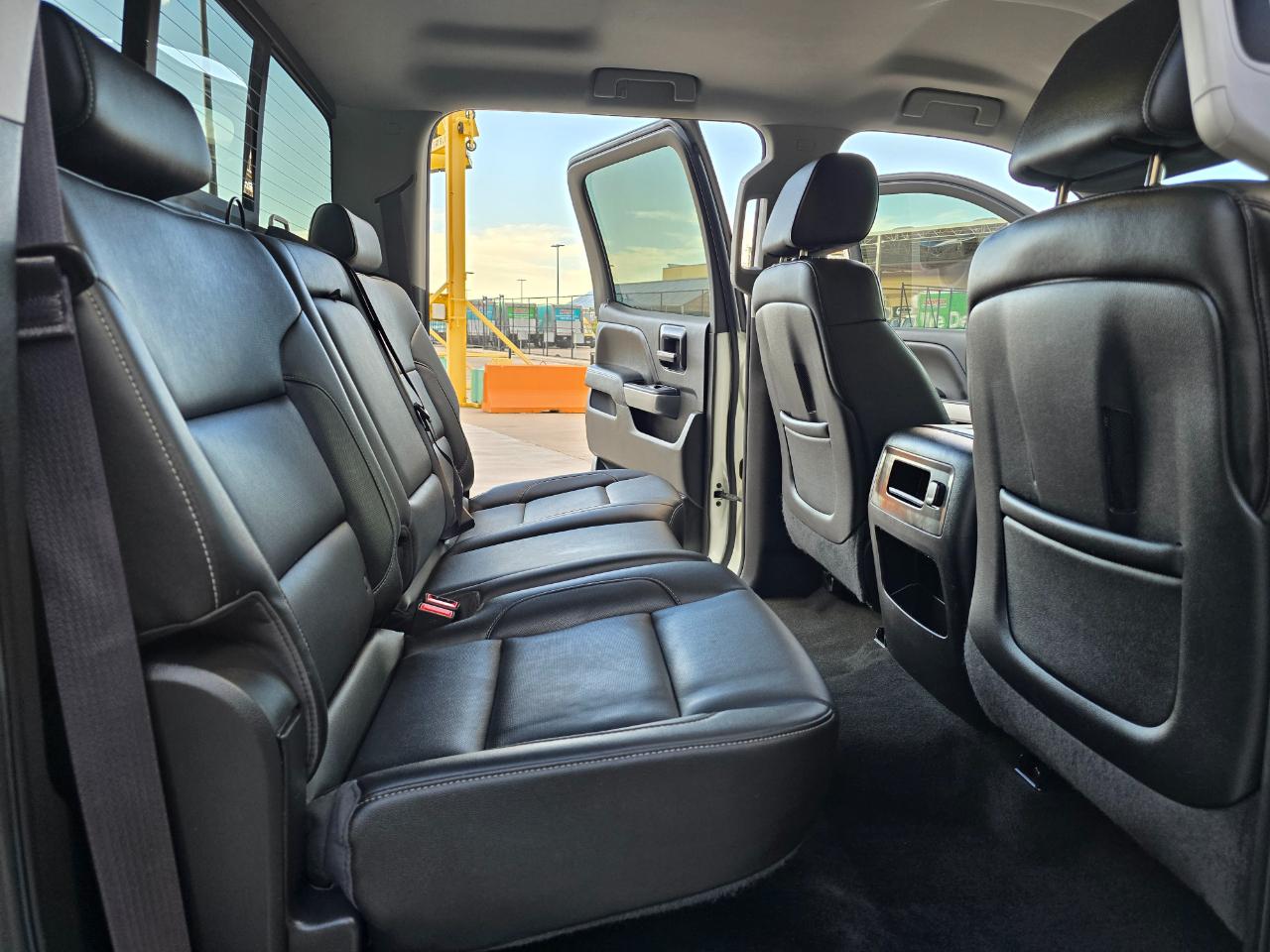 Chevrolet Silverado 1500 4WD Crew Cab 143.5" LTZ w/2LZ 2015