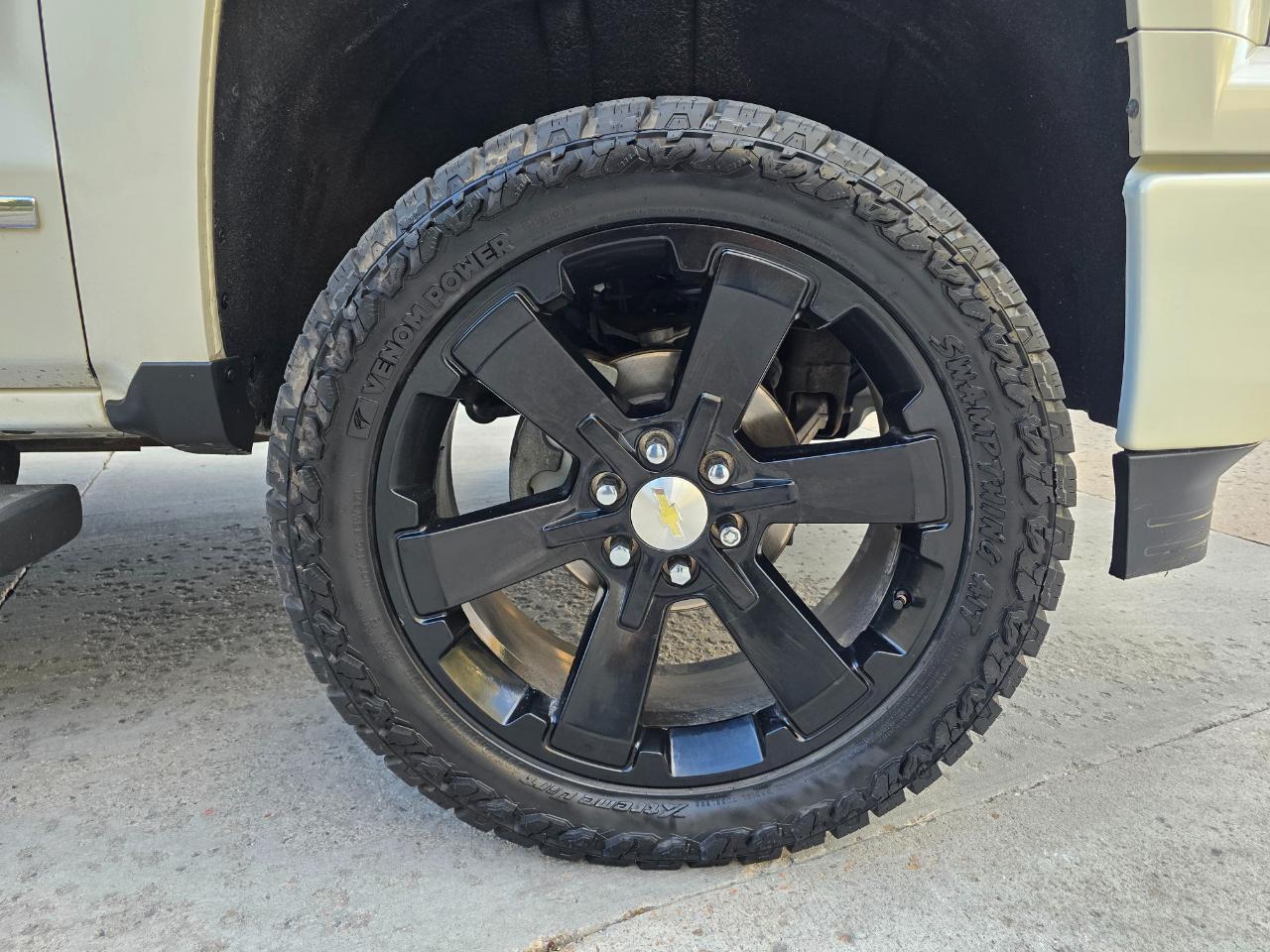 Chevrolet Silverado 1500 4WD Crew Cab 143.5" LTZ w/2LZ 2015