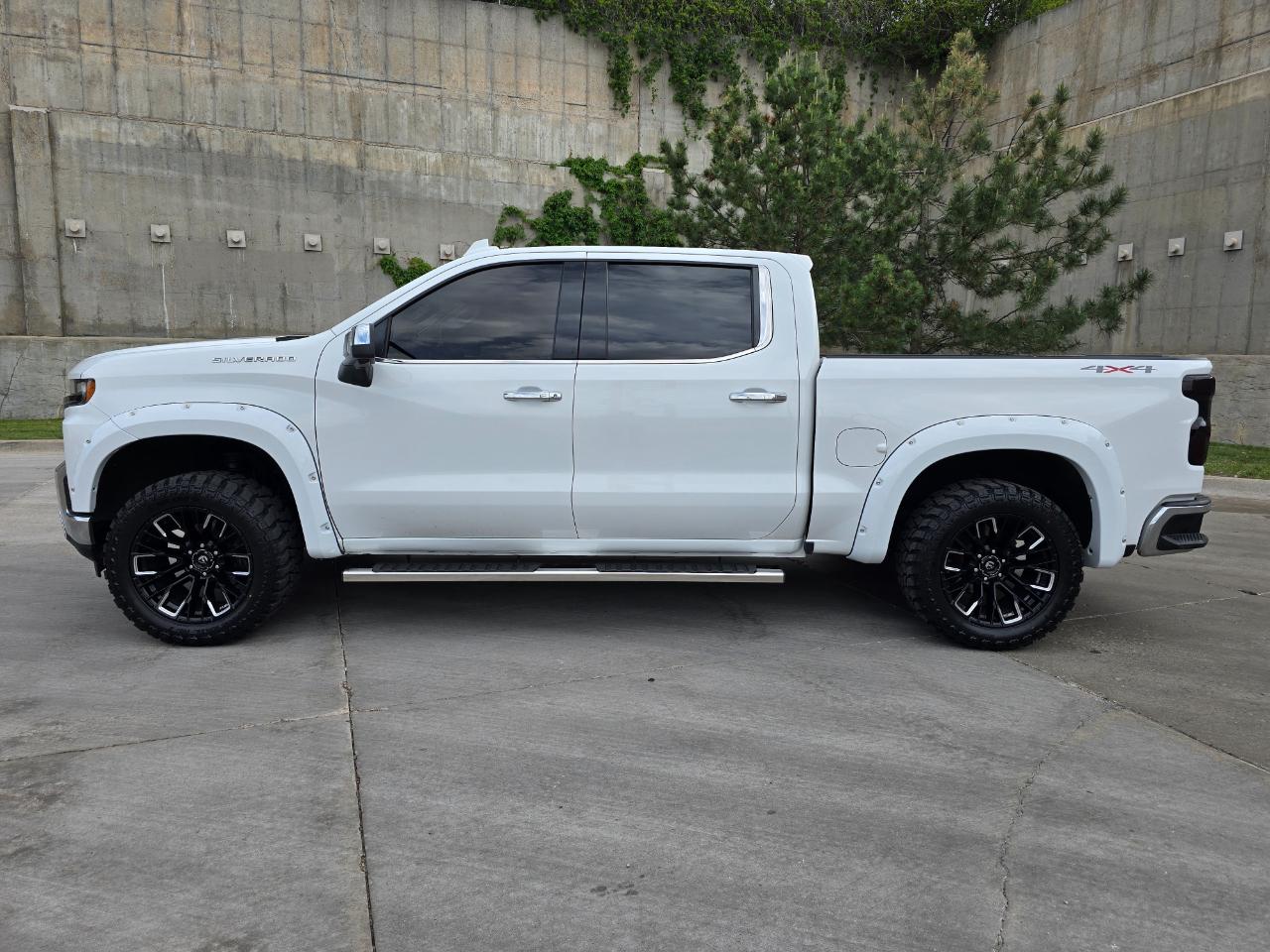 Chevrolet Silverado 1500 4WD Crew Cab 147" LTZ 2021